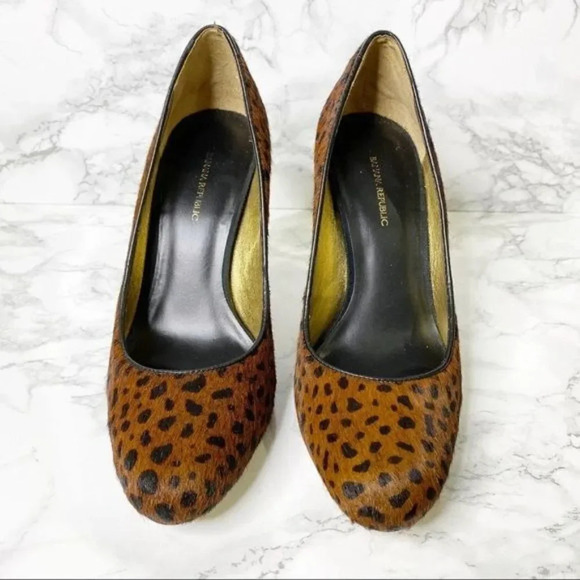 BANANA REPUBLIC‎ Calf Hair Leopard Almond Toe Heels Size 6 Mob Wife - Picture 2 of 6